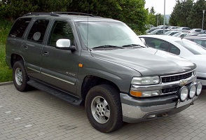 chevrolet-tahoe-2-2000-2006.jpg